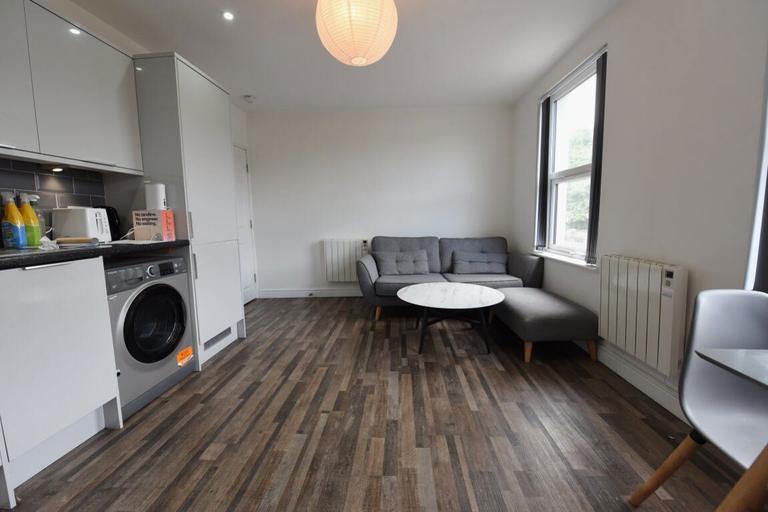 Marsh Vale, Woodhouse, Leeds, LS6 2NZ