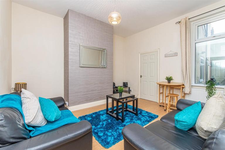 Simonside Terrace, Heaton, Newcastle, NE6 5DR