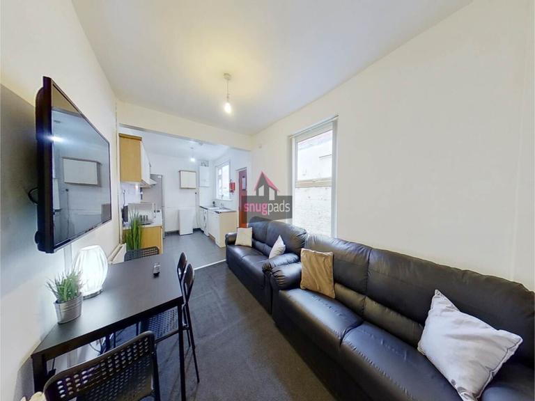Langworthy Road, Salford, Manchester, M6 5PP