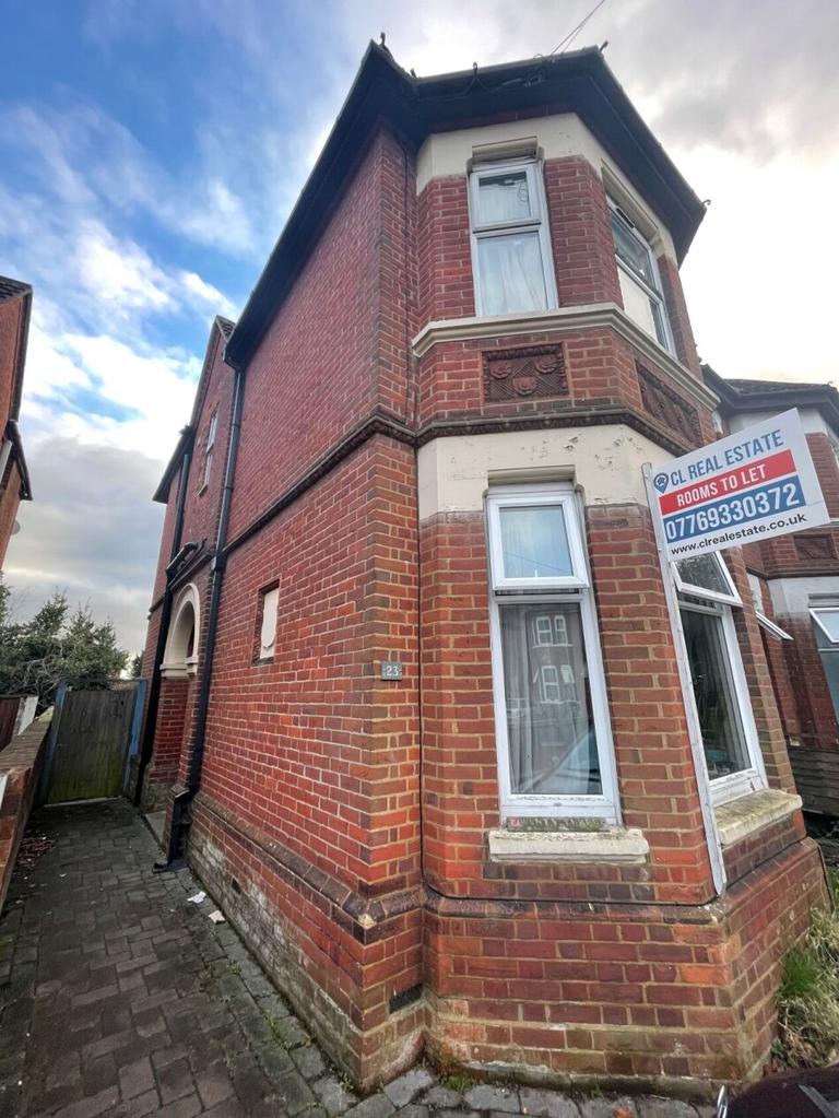 6 bedroom house for rent Alma Road, Southampton, SO14 6UN UniHomes