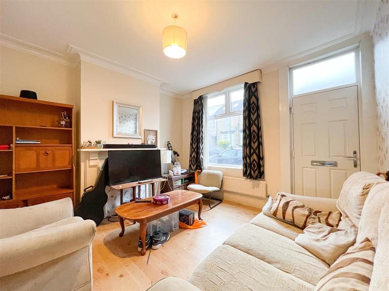 Mona Road, Crookes, Sheffield, S10 1NF