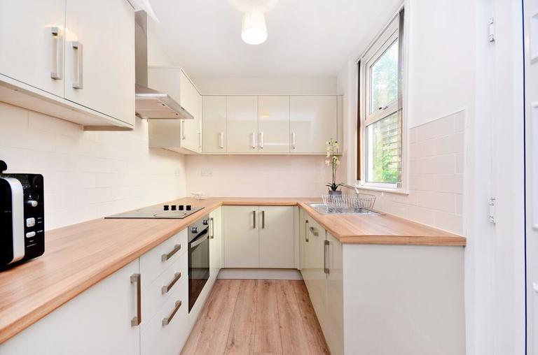 6 bedroom house for rent Westbrook Bank, Sheffield, S11 8YJ UniHomes