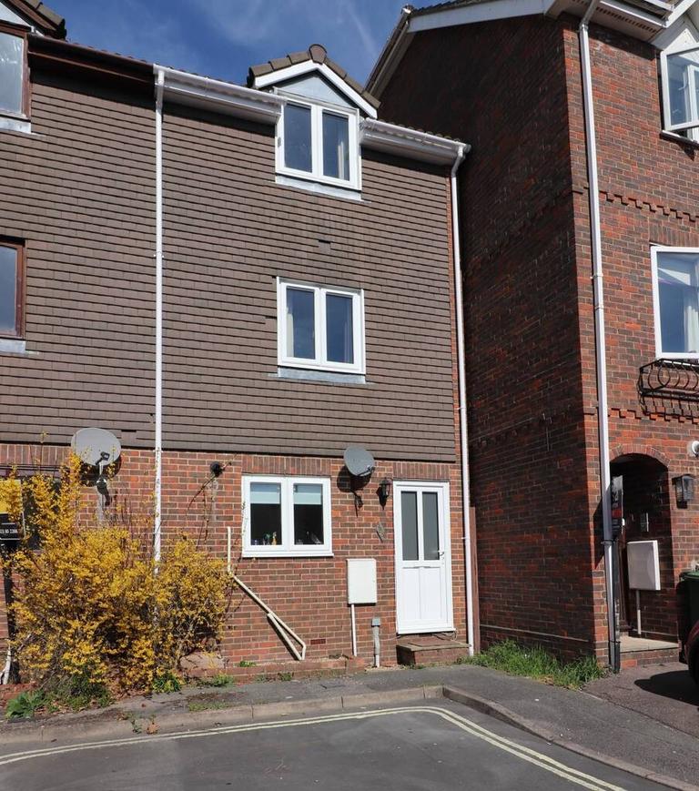 Berkeley Close Hampshire, The Polygon, Southampton, SO15 2TR