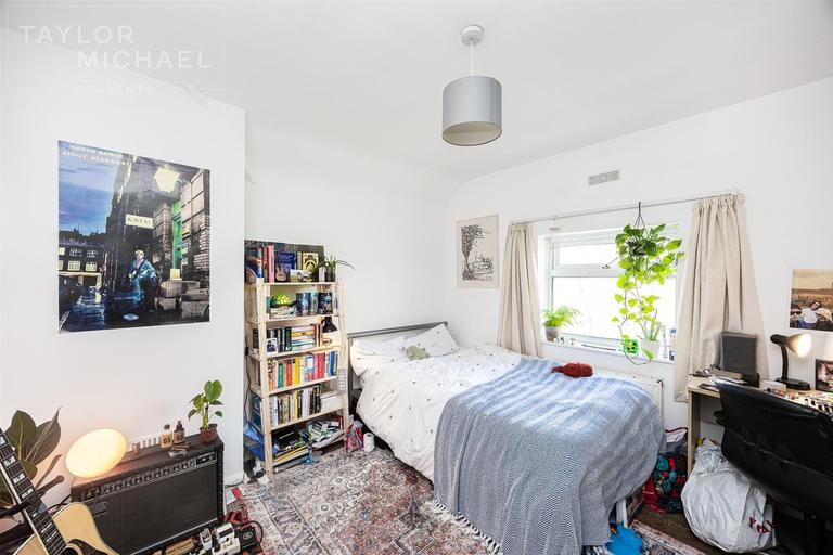 Manton Road, Moulsecoomb, Brighton, BN2 4FB