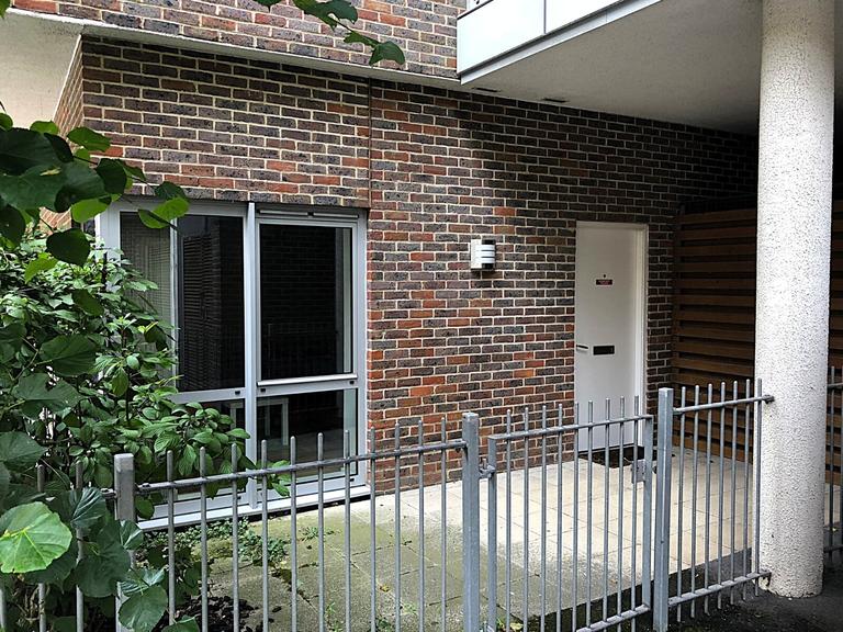 Cross Street, Southsea, Portsmouth, PO1 3GG