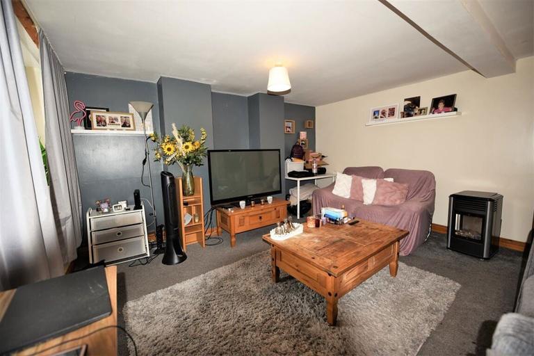 Brudenell Road, Hyde Park, Leeds, LS6 1JD