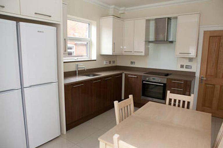 Cedar Road Hampshire, Portswood, Southampton, SO14 6TH