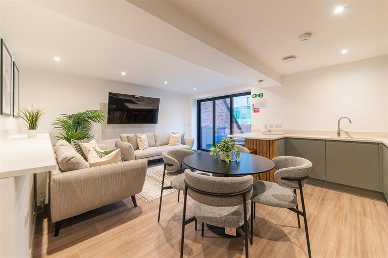 New Bridge Street, City Centre, Newcastle, NE1 2SW