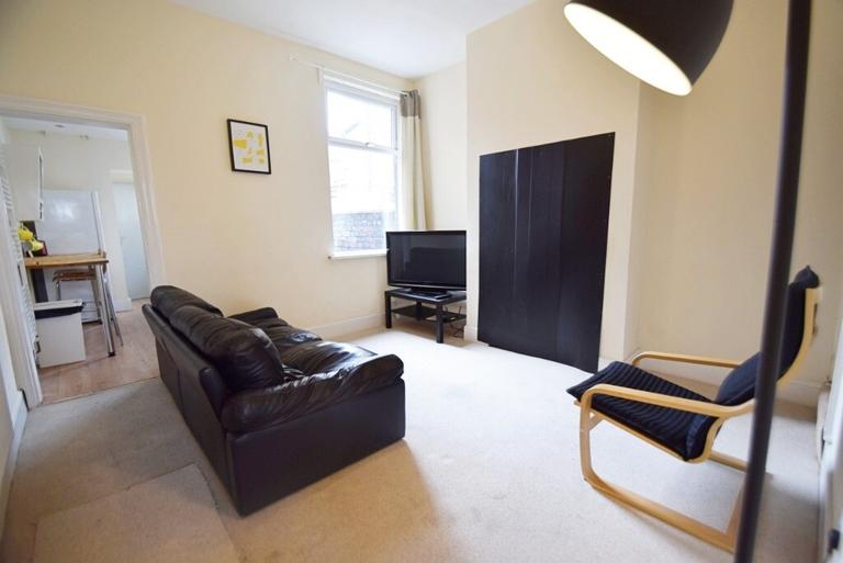 4 bedroom house for rent Beresford Street, StokeonTrent, ST4 2ES UniHomes