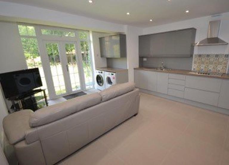 Crescent Road, City Centre, Reading, RG1 5SN