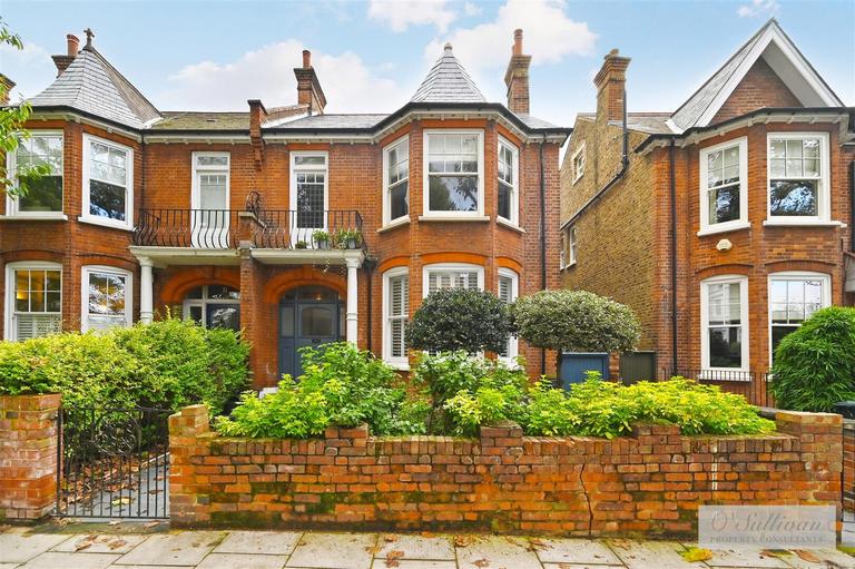 St. Quintin Avenue, Paddington, London, W10 6NX