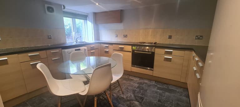 Grimthorpe Terrace, Headingley, Leeds, LS6 3JS