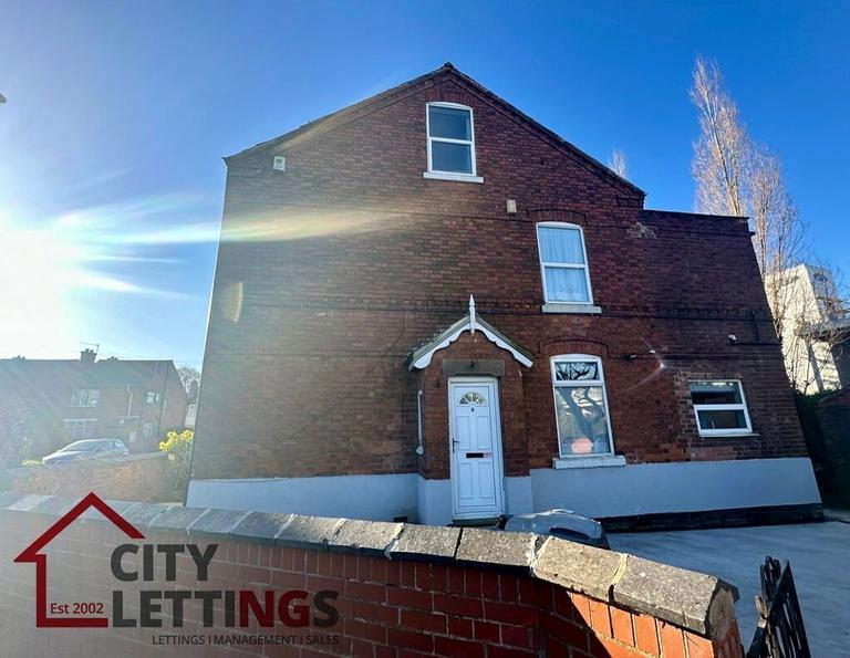 Highfield Road, Dunkirk, Nottingham, NG7 2JE