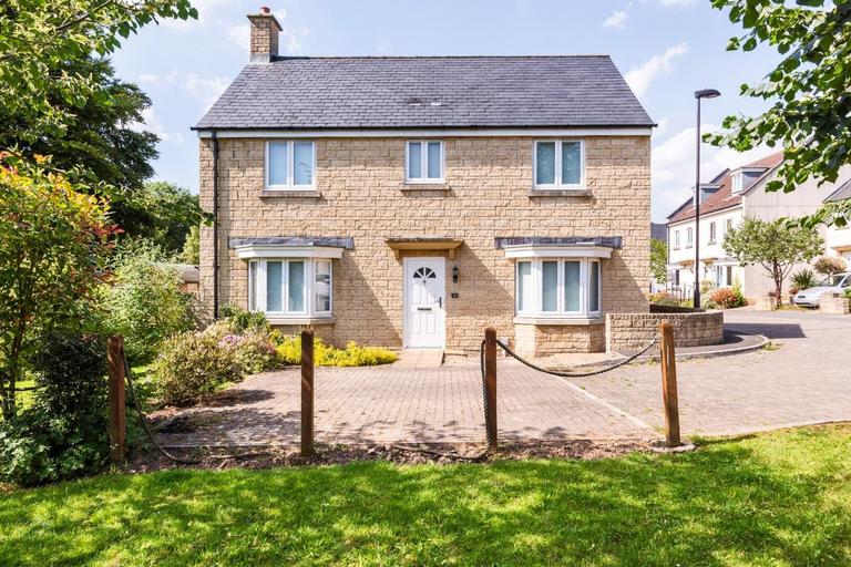 7 bedroom house for rent Breachwood View, Bath, BA2 2TX UniHomes