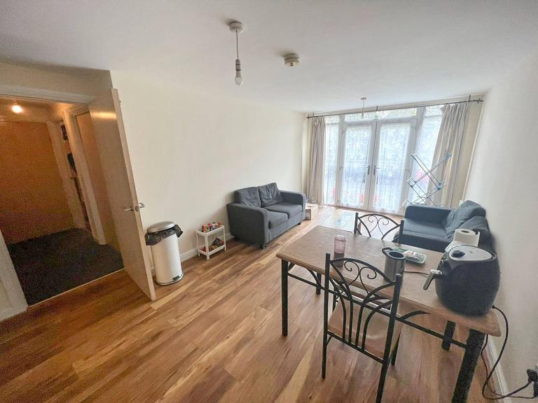 Moss Lane East, Rusholme, Manchester, M14 4LB