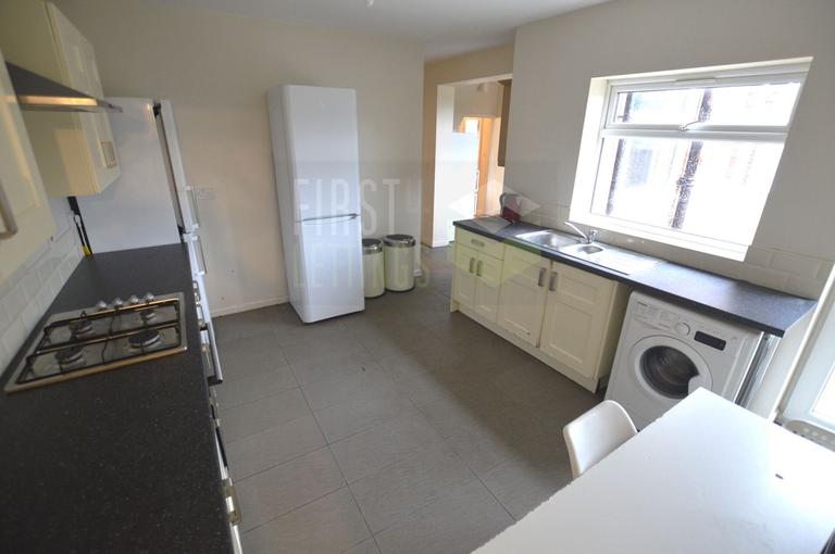 Avenue Road Extension, Clarendon Park, Leicester, LE2 3EQ