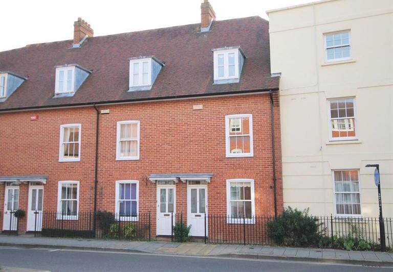 4 bedroom house for rent Station Road West, Canterbury, CT2 8DE UniHomes