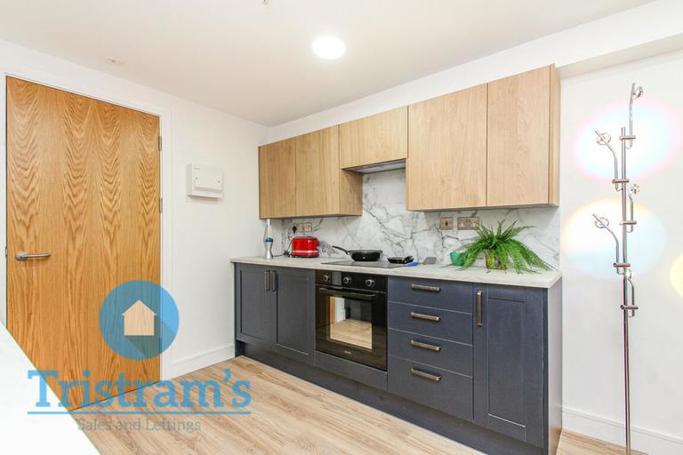 Ilkeston Road, Lenton, Nottingham, NG7 2BY