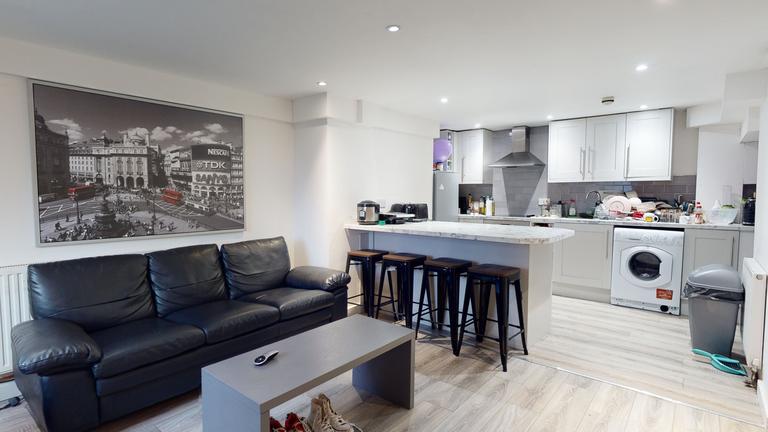 Glossop Street, Woodhouse, Leeds, LS6 2LE