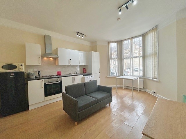 Glynrhondda Street, Cathays, Cardiff, CF24 4AN