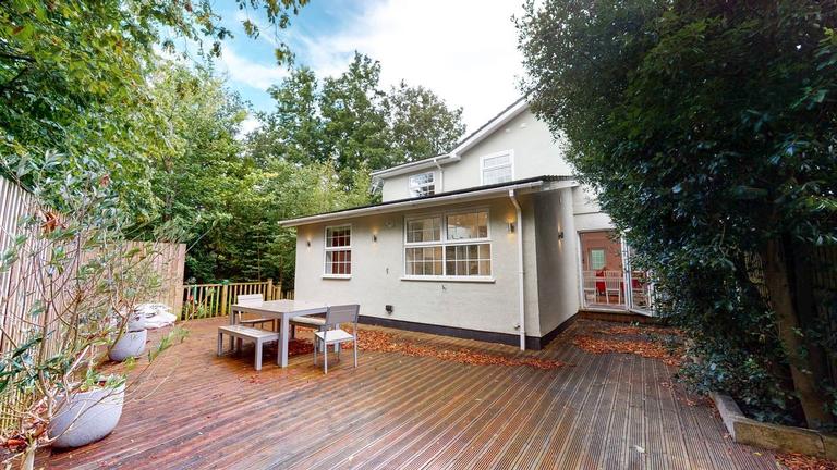 Rosebarn Lane, City Centre, Exeter, EX4 5DX