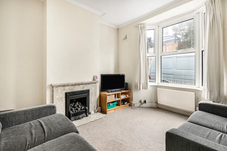 Grant Street, Hanover, Brighton, BN2 9UN