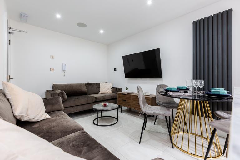 Strathcona Road, Wavertree, Liverpool, L15 1EB