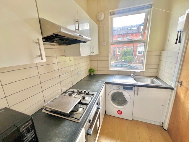 Brudenell Street, Hyde Park, Leeds, LS6 1HJ