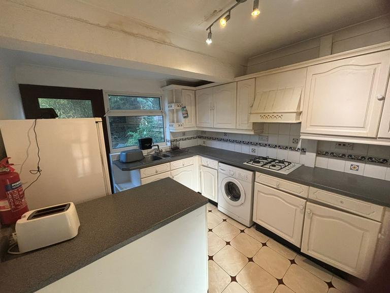Lound Road, Eaton, Norwich, NR4 7JQ