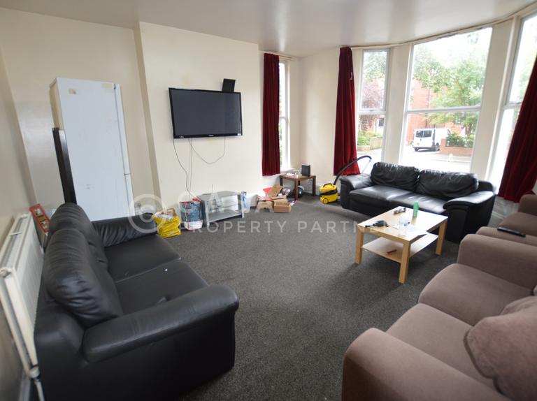 8 bedroom house for rent Cardigan Road, Leeds, LS6 3AE UniHomes