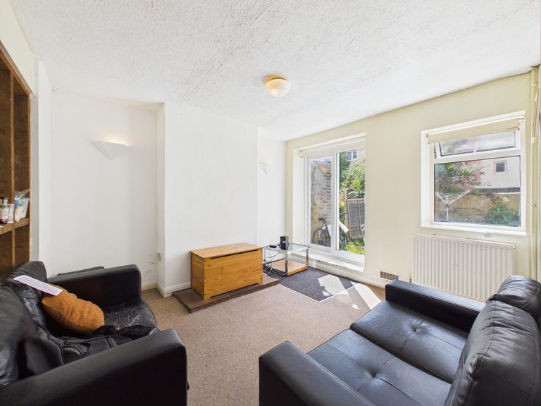 Inverness Road, Elm Grove, Brighton, BN2 3JB
