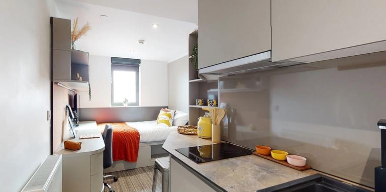 Victoria Road, Hammersmith & Shepherd's Bush, London, W3 6UN