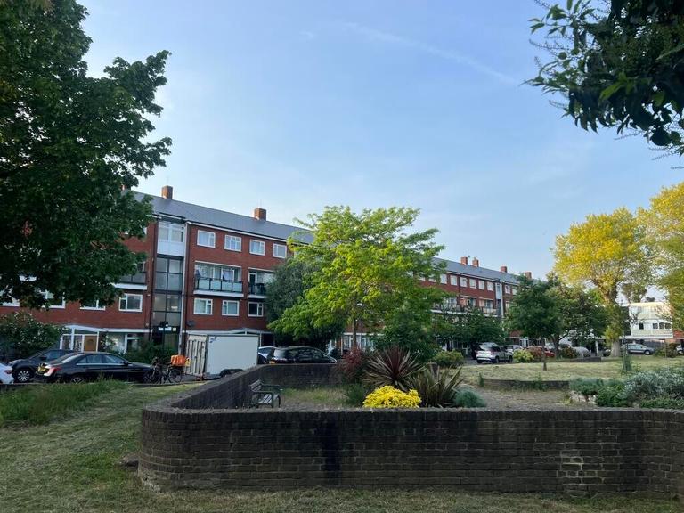Forsyth Gardens, Kennington, London, SE17 3NE