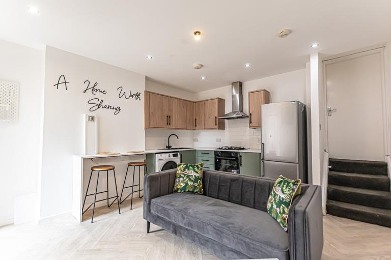 5 bedroom house for rent Smithdown Road, Liverpool, L15 5AJ UniHomes