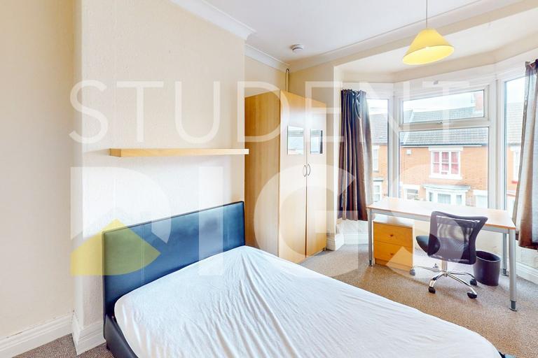 Lorne Road, Clarendon Park, Leicester, LE2 1YG