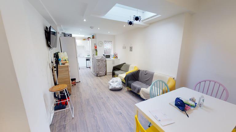 Dawlish Road, Selly Oak, Birmingham, B29 7AJ