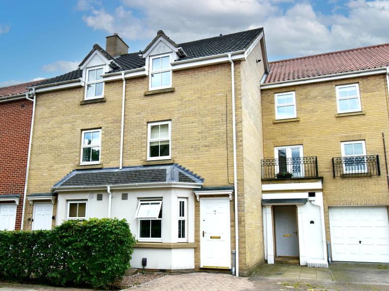 Kenneth Mckee Plain, City Centre, Norwich, NR2 2TH