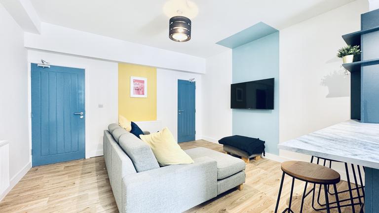 Crookes Road, Broomhill, Sheffield, S10 5BA