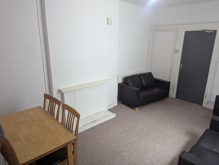 Bryn Y Mor Crescent, Uplands, Swansea, SA1 4QH