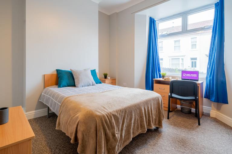 Rhyddings Park Road, Brynmill, Swansea, SA2 0AQ