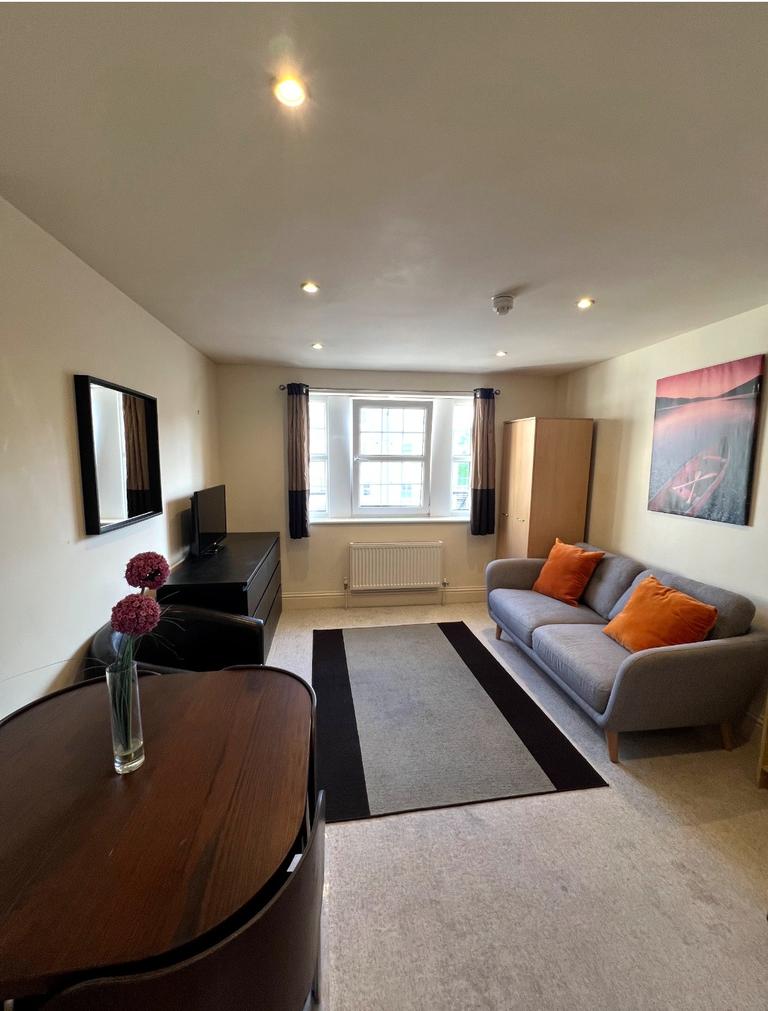 Horstmann Close, Newbridge, Bath, BA1 3NX