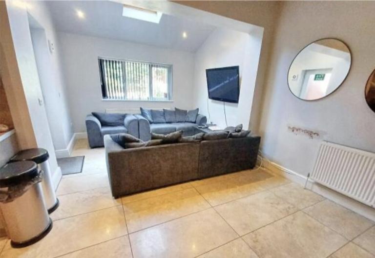 Edmund Road, Highfield, Sheffield, S2 4EN