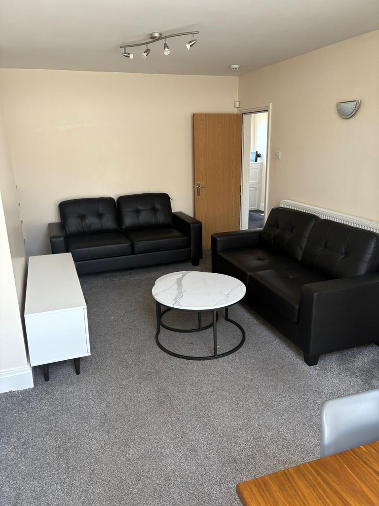 Aldwych Avenue, Rusholme, Manchester, M14 5NL