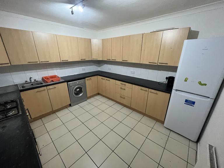 Becketts Park Crescent, Headingley, Leeds, LS6 3PH