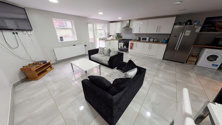 Heeley Road, Selly Oak, Birmingham, B29 6EZ