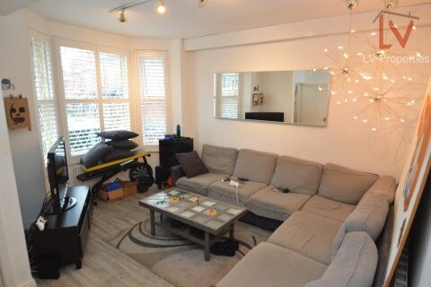 Hartley Crescent, Woodhouse, Leeds, LS6 2LL