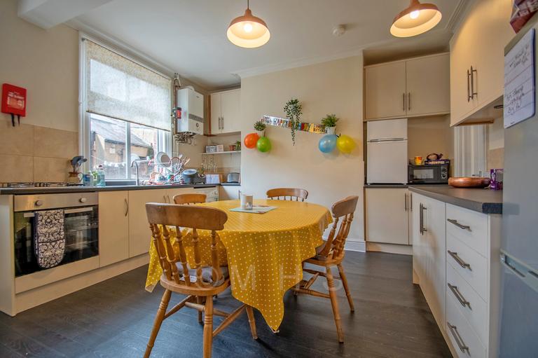 Wetherby Grove, Burley, Leeds, LS4 2JH