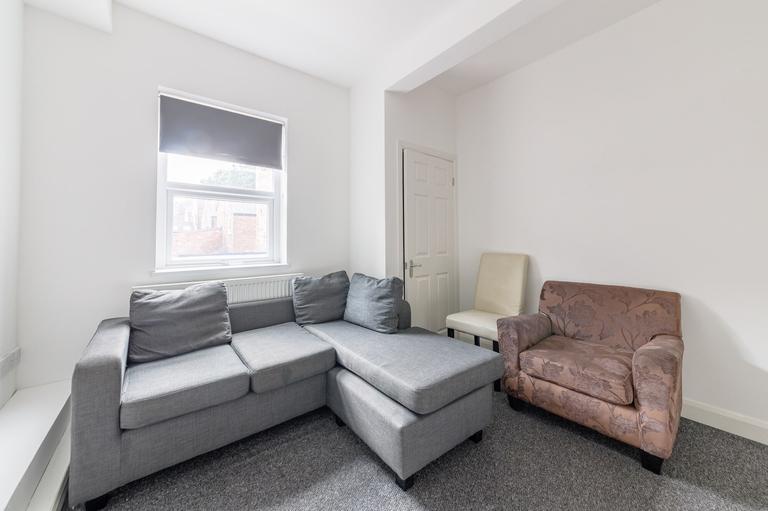 Ilkeston Road, Lenton, Nottingham, NG7 3HA