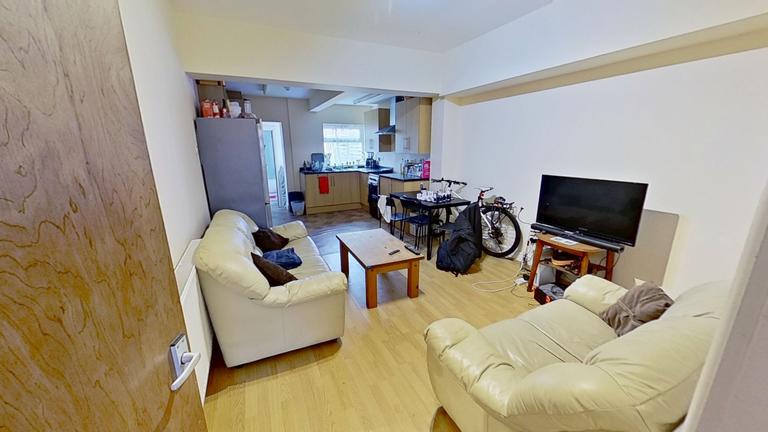 Harrow Road, Selly Oak, Birmingham, B29 7DN