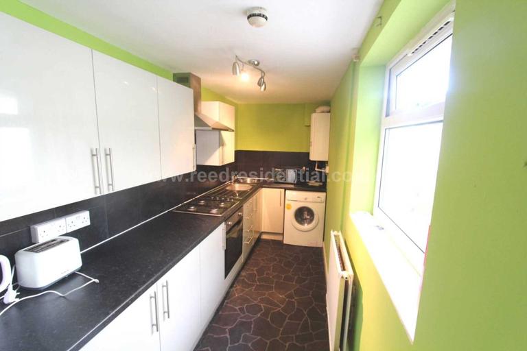 Frederick Grove, Lenton, Nottingham, NG7 1SG
